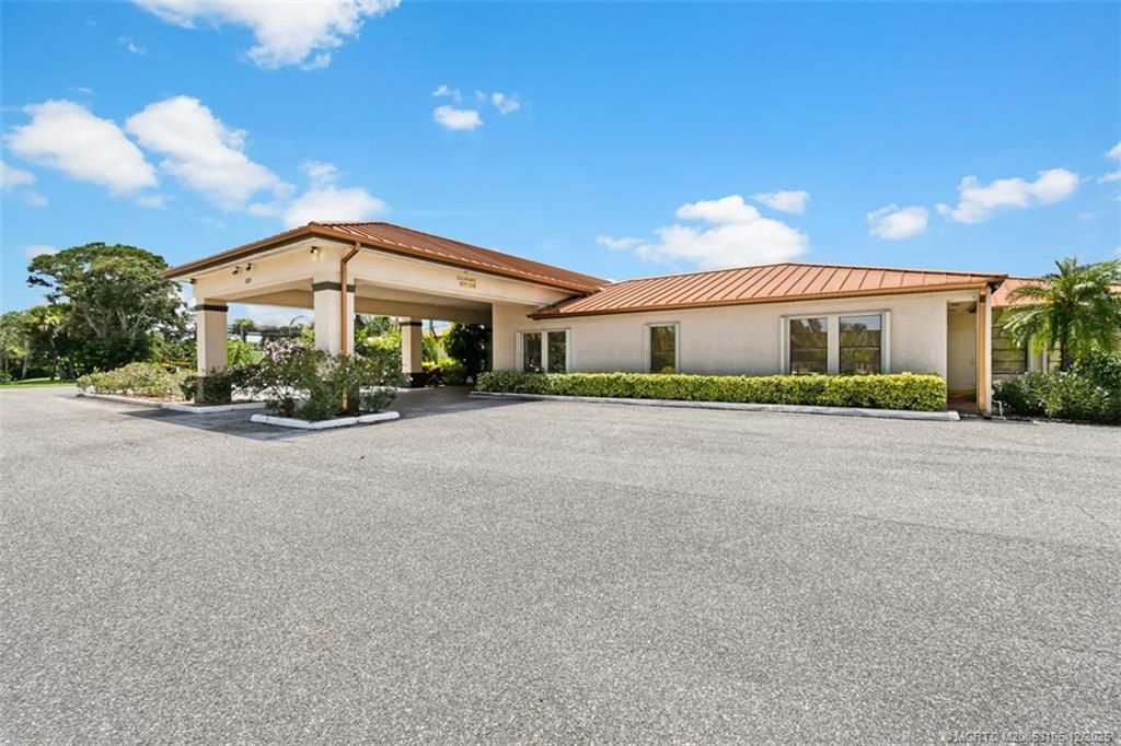 5363 SE Miles Grant Road, Unit D203, Stuart, FL 34997 Photo