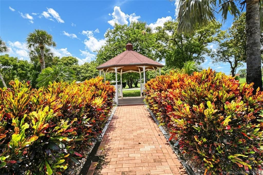 5363 SE Miles Grant Road, Unit D203, Stuart, FL 34997 Photo