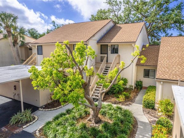 688 BIRD BAY CIRCLE, Unit 27, VENICE, FL 34285