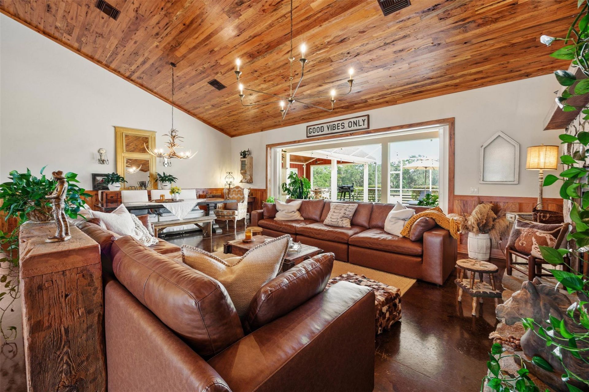 41526 Saddle Ridge Lane, Weirsdale, FL 32195 Photo