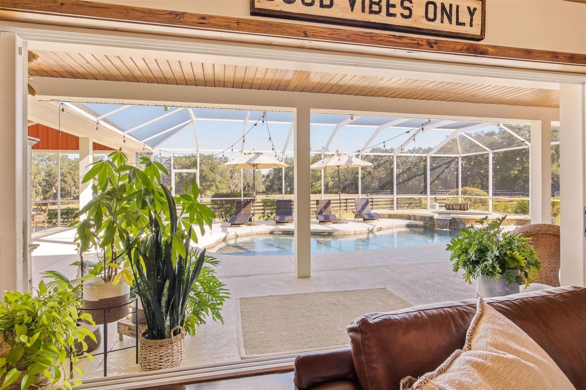 41526 Saddle Ridge Lane, Weirsdale, FL 32195 Photo