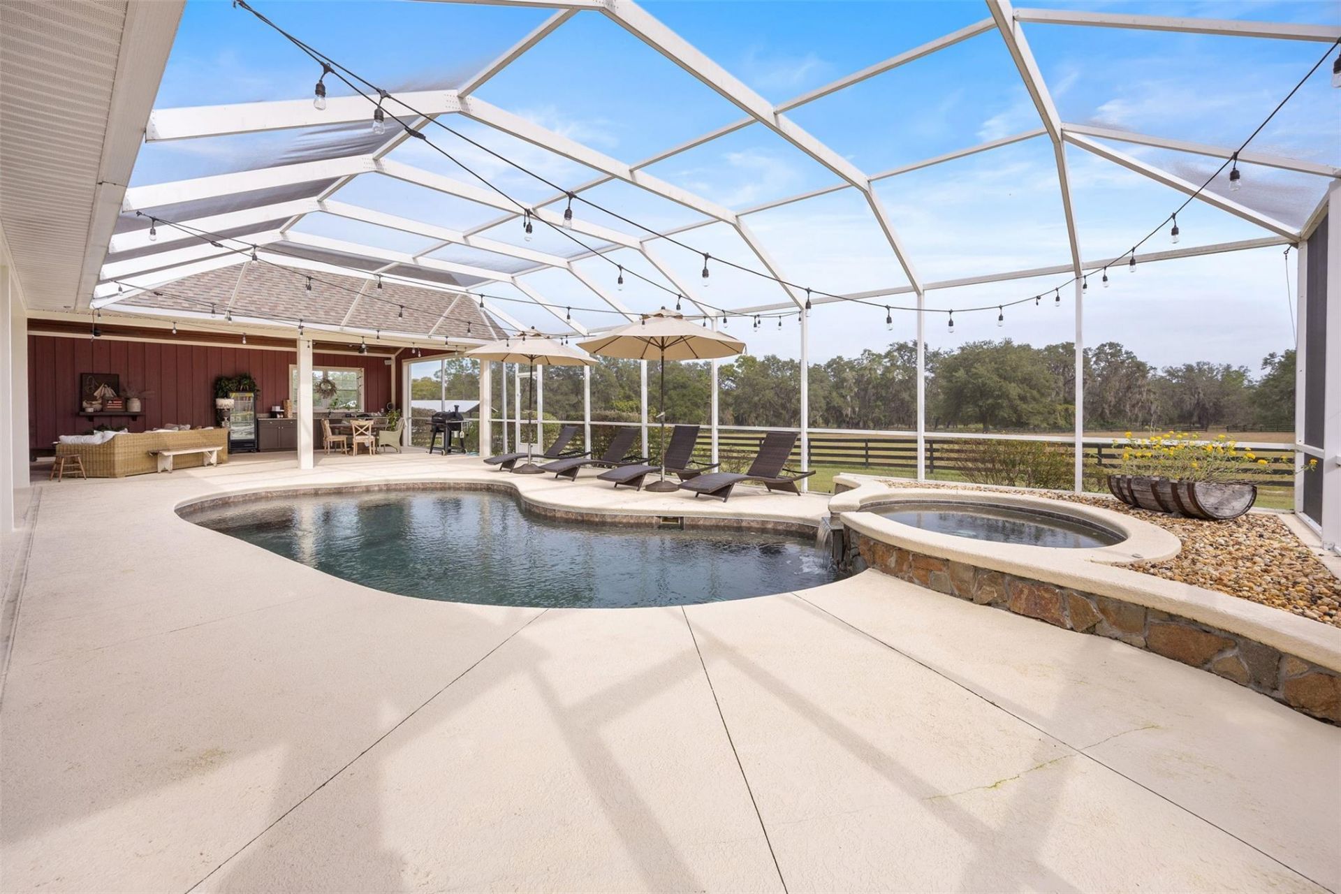 41526 Saddle Ridge Lane, Weirsdale, FL 32195 Photo