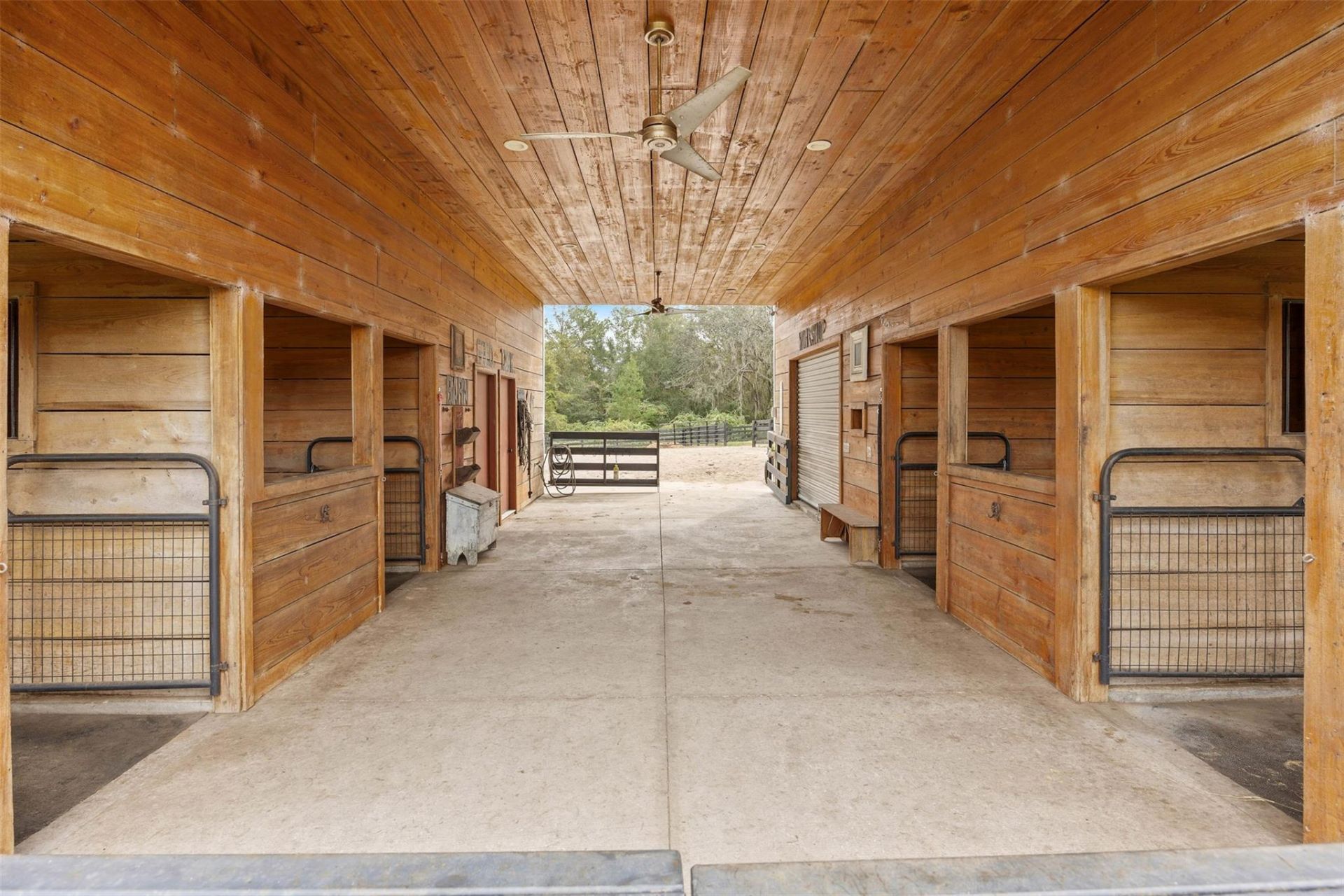 41526 Saddle Ridge Lane, Weirsdale, FL 32195 Photo