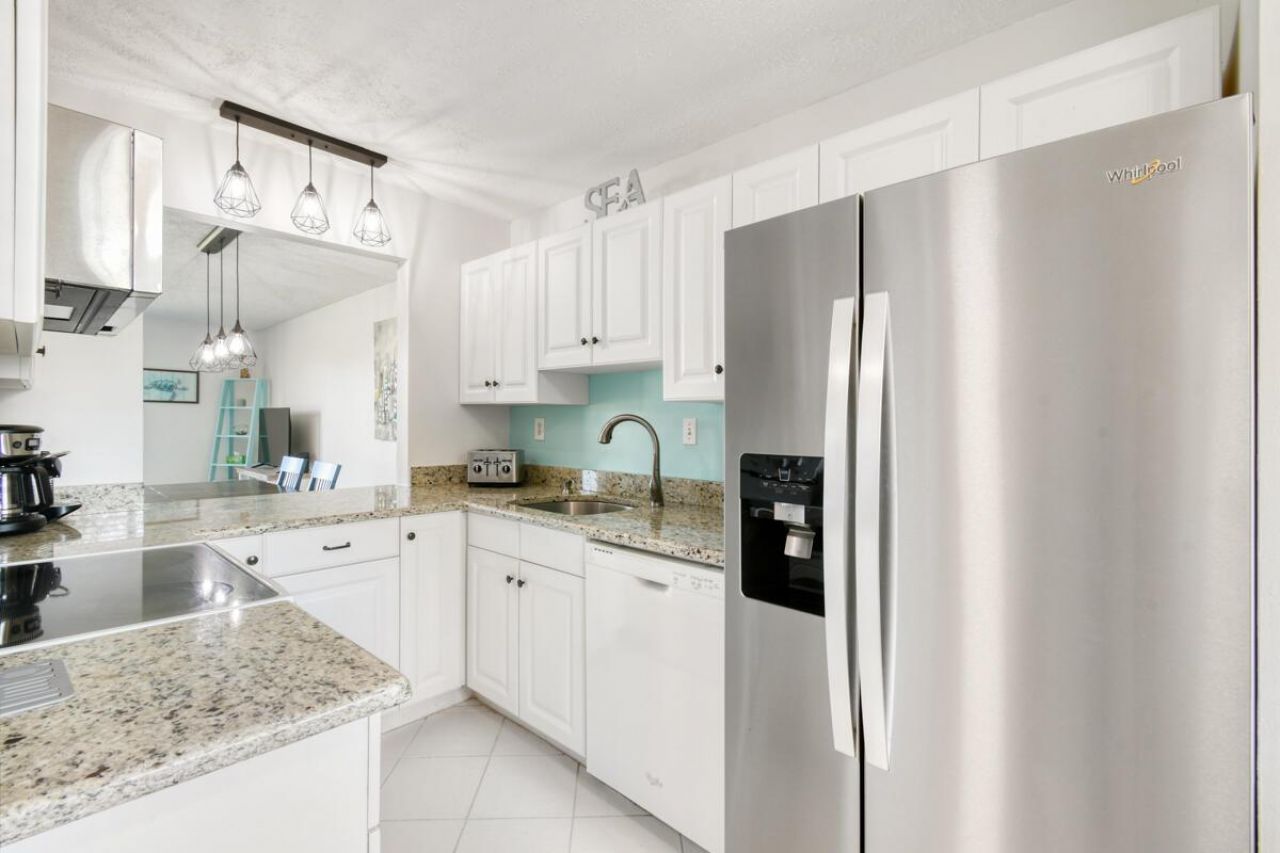 5363 SE Miles Grant Road, Unit D203, Stuart, FL 34997 Photo