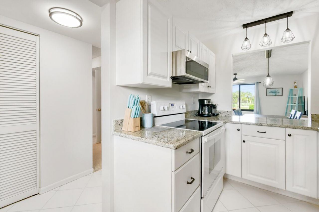 5363 SE Miles Grant Road, Unit D203, Stuart, FL 34997 Photo