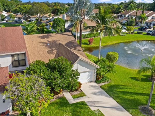 6735 Canary Palm Circle, Boca Raton, FL 33433