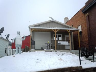 114 S 4TH Avenue, LOGAN, IA 51546