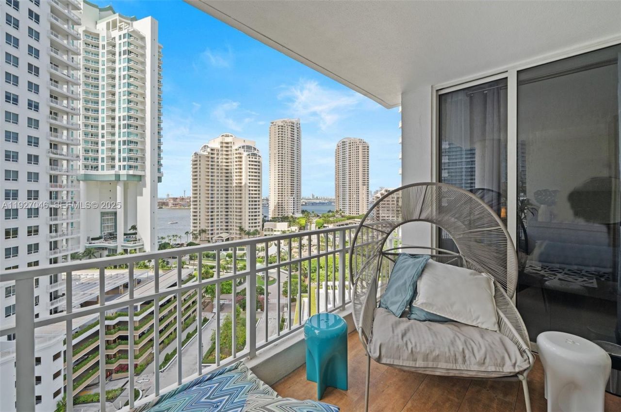 701 Brickell Key Blvd, Unit 1605, Miami, FL 33131 Photo