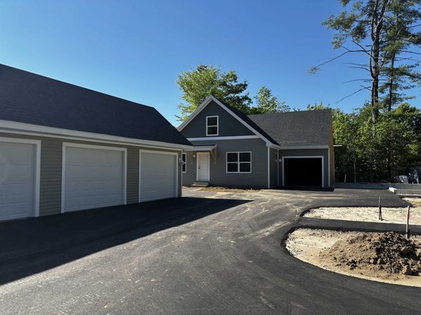 27B Woodland Way, Plymouth, NH 03264