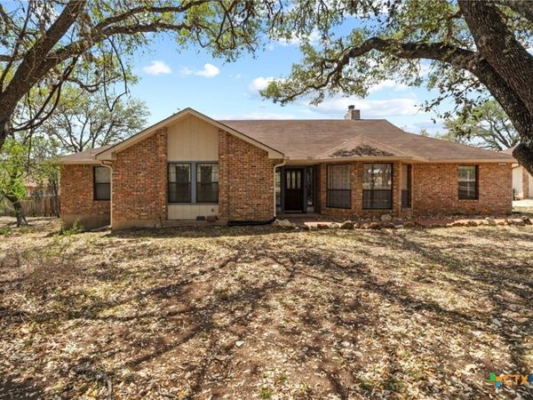 111 Clydesdale Drive, San Marcos, TX 78666