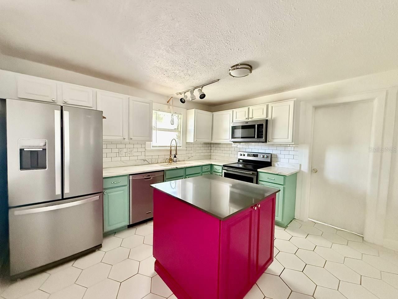 2120 46th Av N, Saint Petersburg, FL 33714 Photo