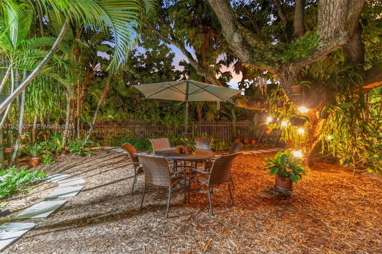 492 NE 55th St, Miami, FL 33137 Photo