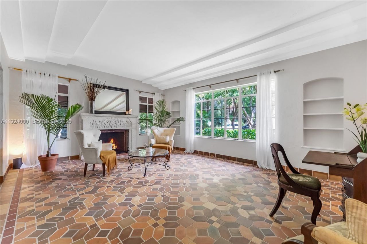 492 NE 55th St, Miami, FL 33137 Photo