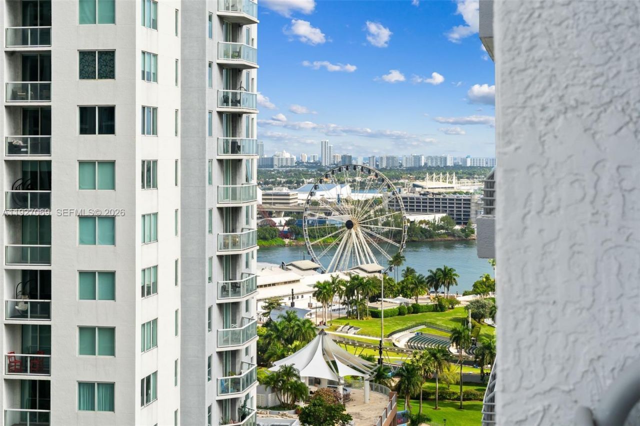 133 NE 2nd Ave, Unit 1905, Miami, FL 33132 Photo