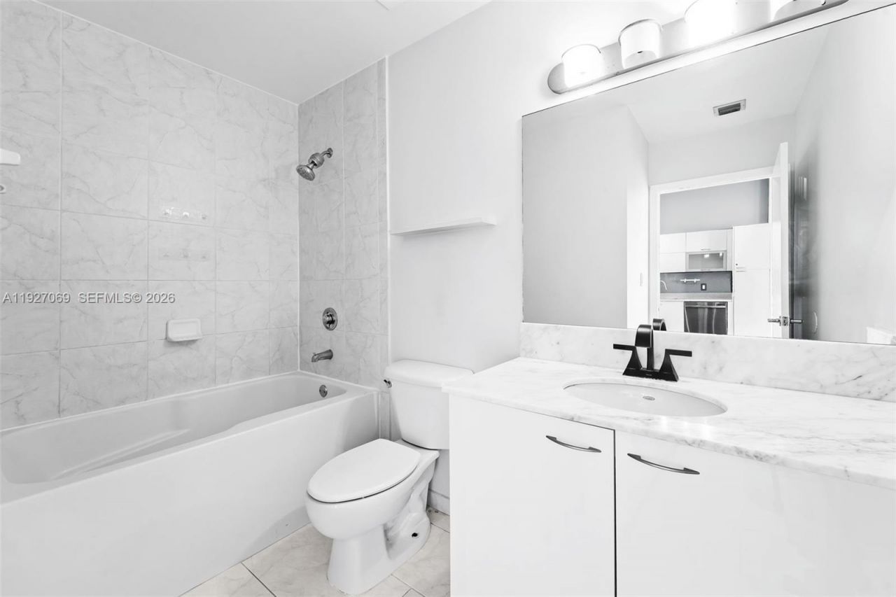 133 NE 2nd Ave, Unit 1905, Miami, FL 33132 Photo