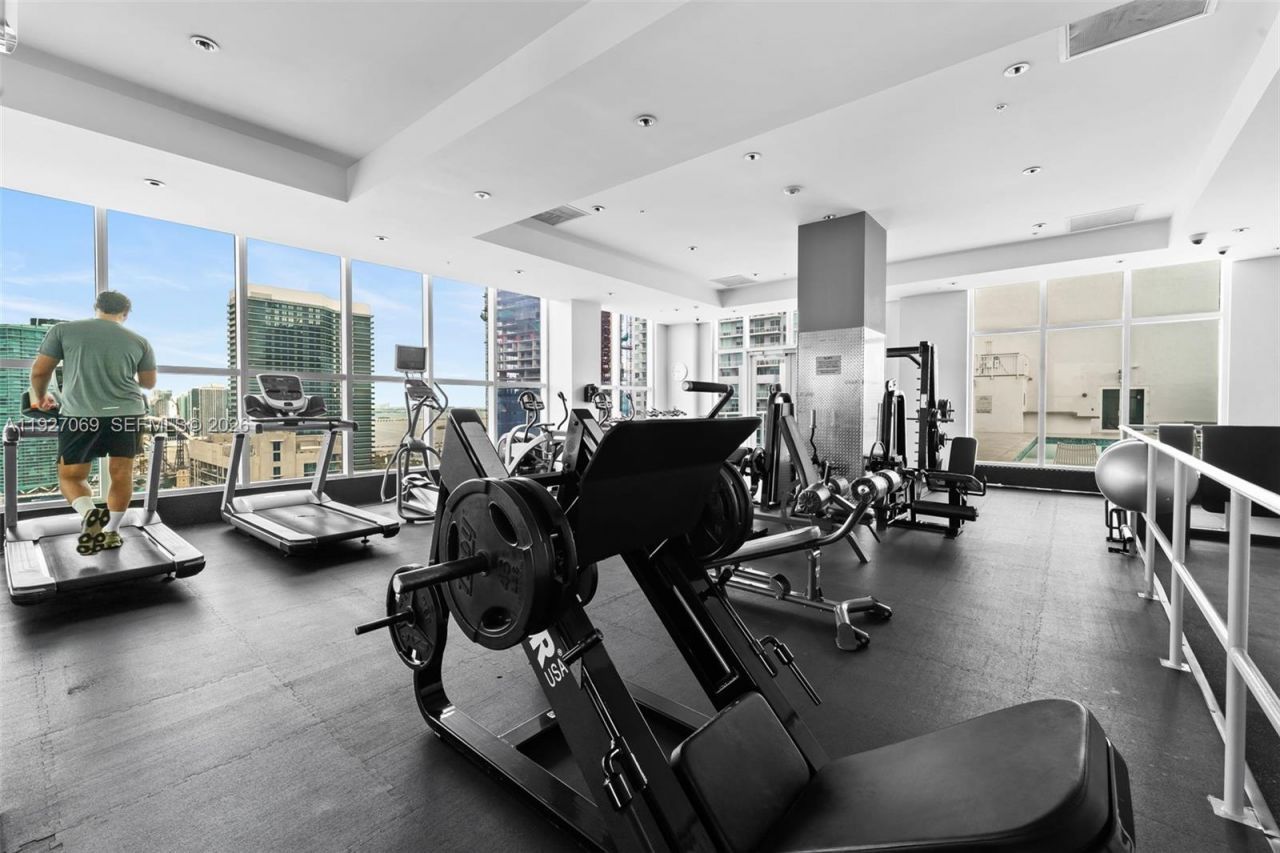 133 NE 2nd Ave, Unit 1905, Miami, FL 33132 Photo