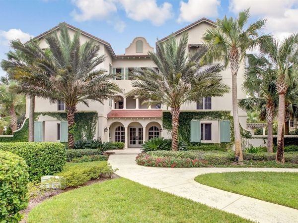 5065 FIRST COAST Highway , Unit 102D, Fernandina Beach, FL 32034