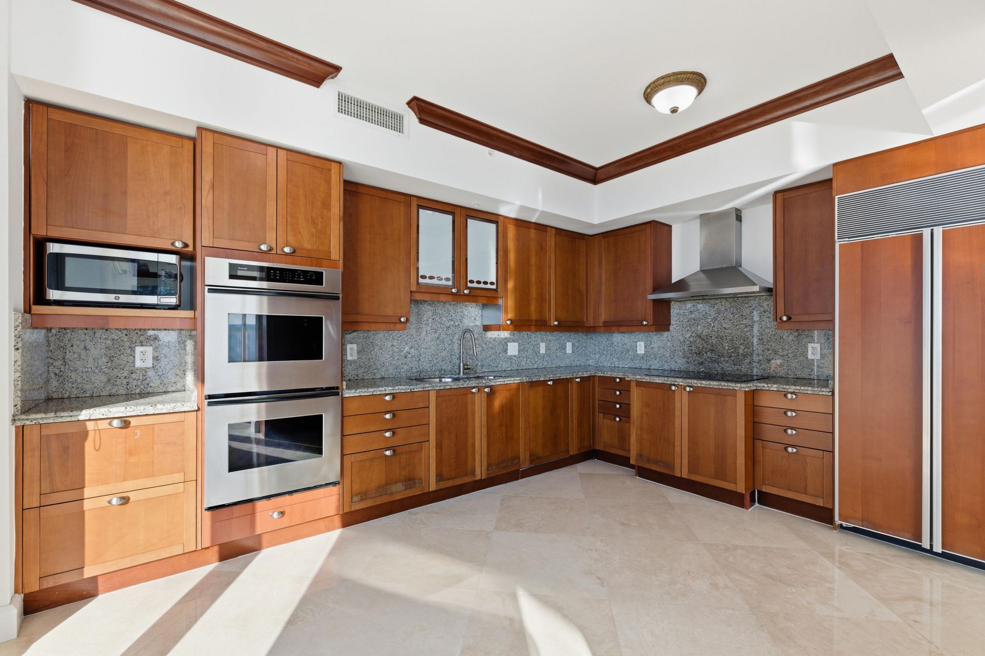 1063 Hillsboro Mile, Unit 301, Hillsboro Beach, FL 33062 Photo