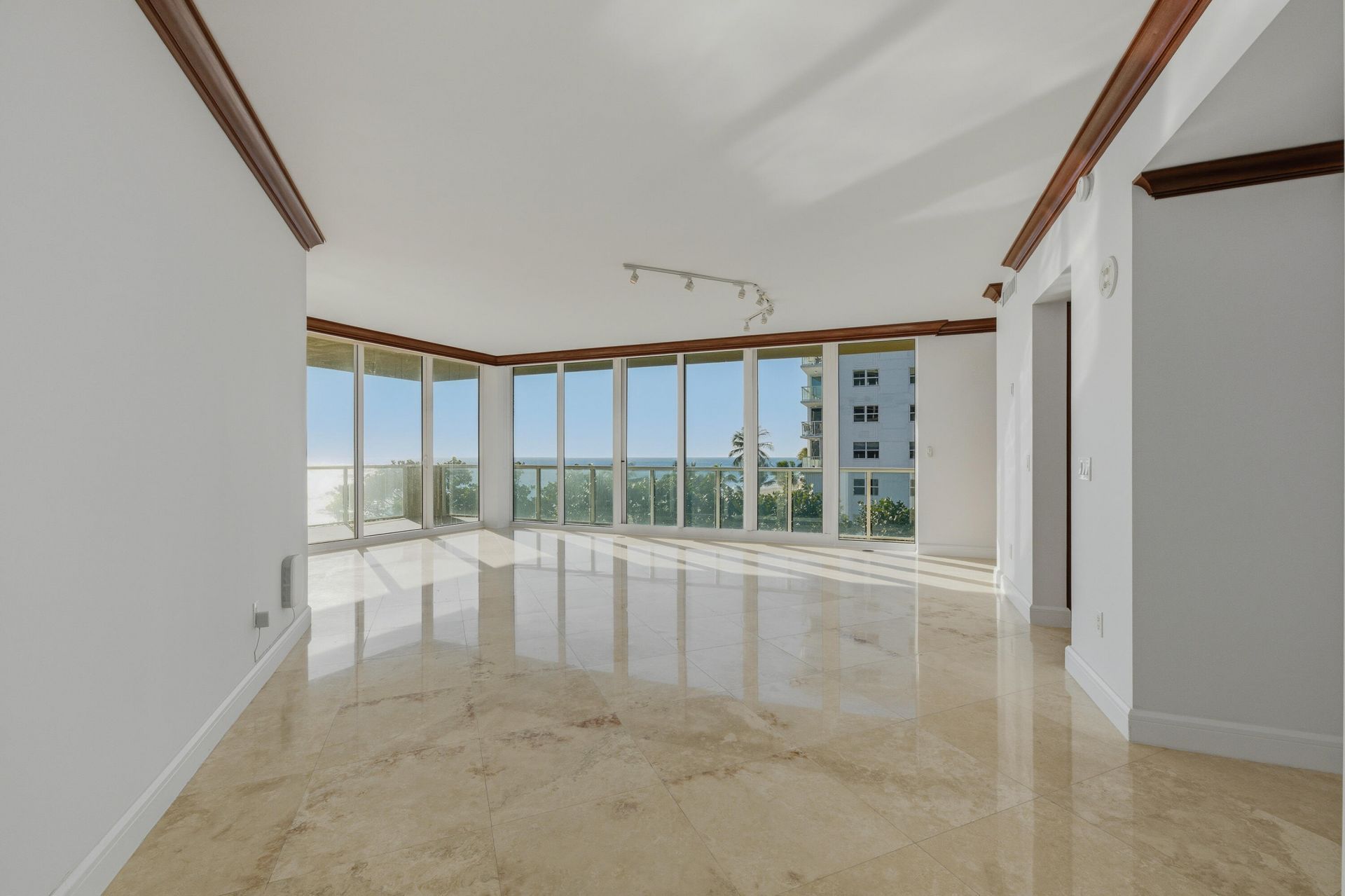 1063 Hillsboro Mile, Unit 301, Hillsboro Beach, FL 33062 Photo