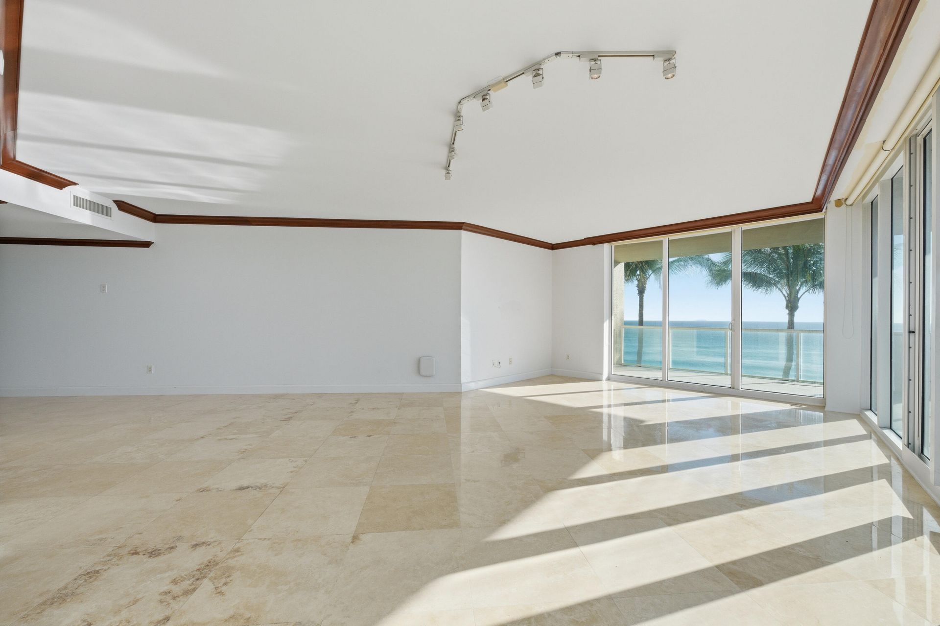 1063 Hillsboro Mile, Unit 301, Hillsboro Beach, FL 33062 Photo