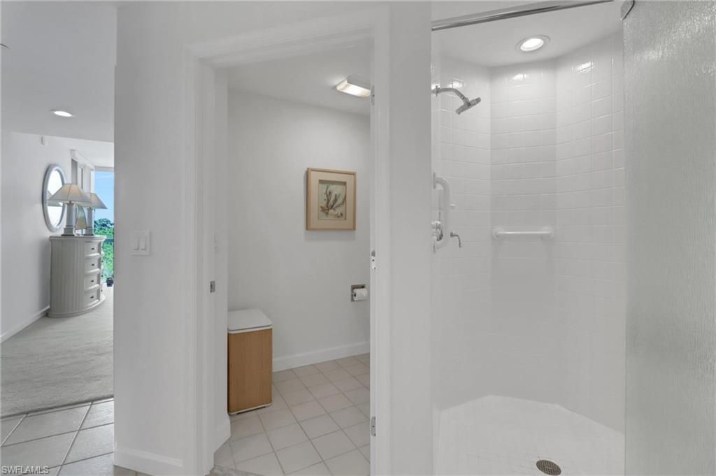 4255 Gulf Shore Blvd N, Unit 201, Naples, FL 34103 Photo