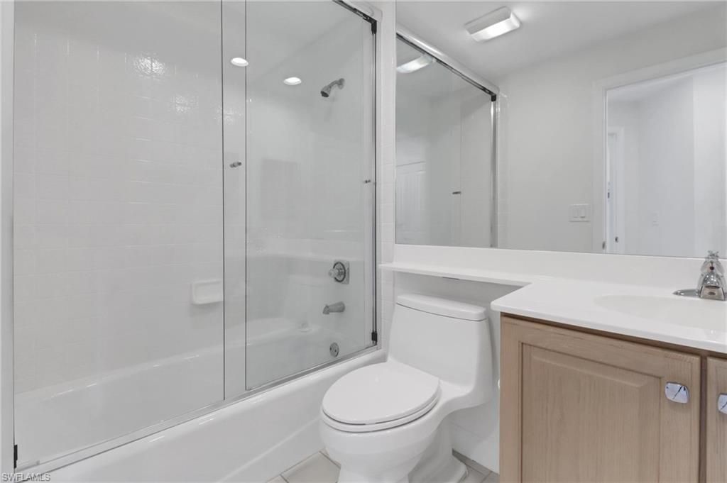 4255 Gulf Shore Blvd N, Unit 201, Naples, FL 34103 Photo