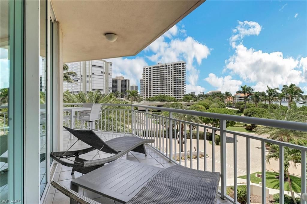 4255 Gulf Shore Blvd N, Unit 201, Naples, FL 34103 Photo