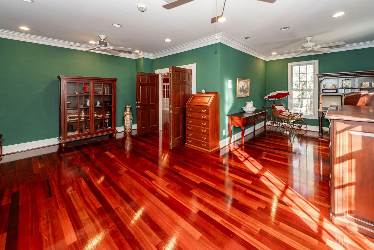 6976 Maybank Highway Photo 12