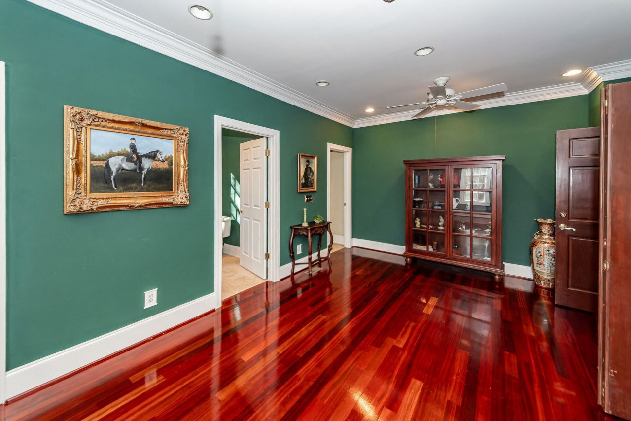 6976 Maybank Highway Photo 15