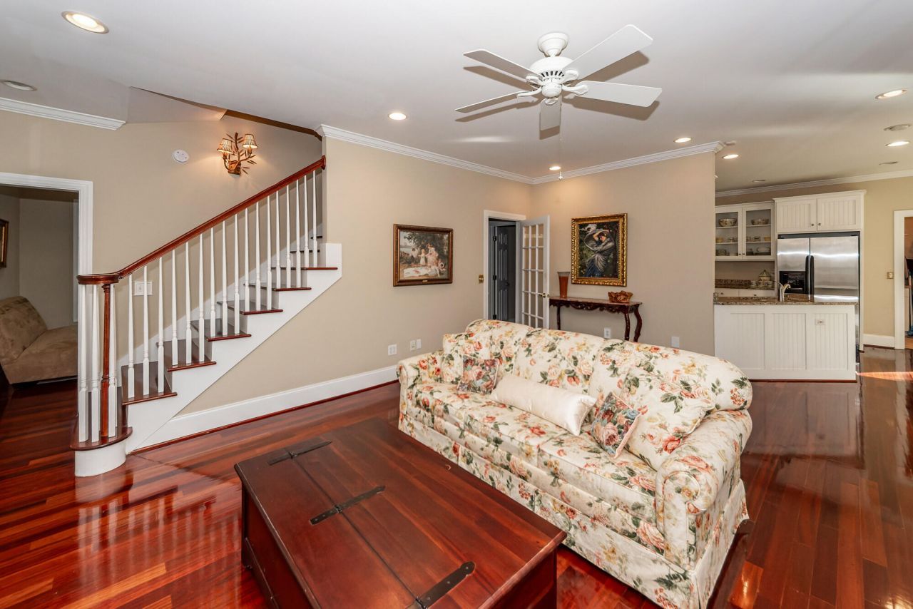 6976 Maybank Highway Photo 28