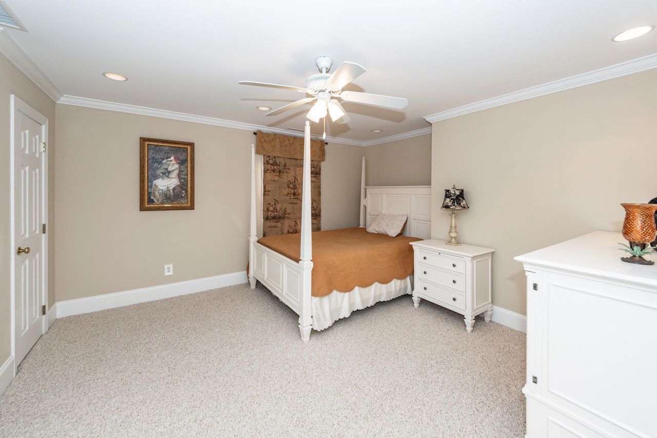 6976 Maybank Highway Photo 48