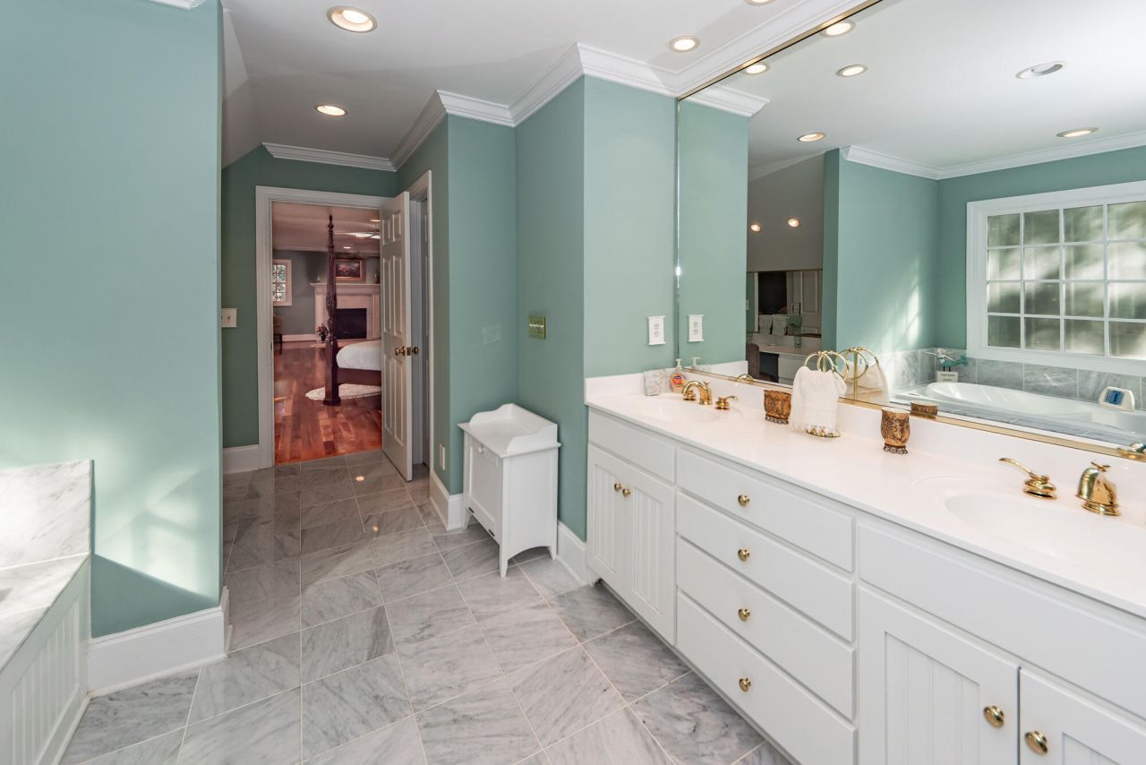 6976 Maybank Highway Photo 63