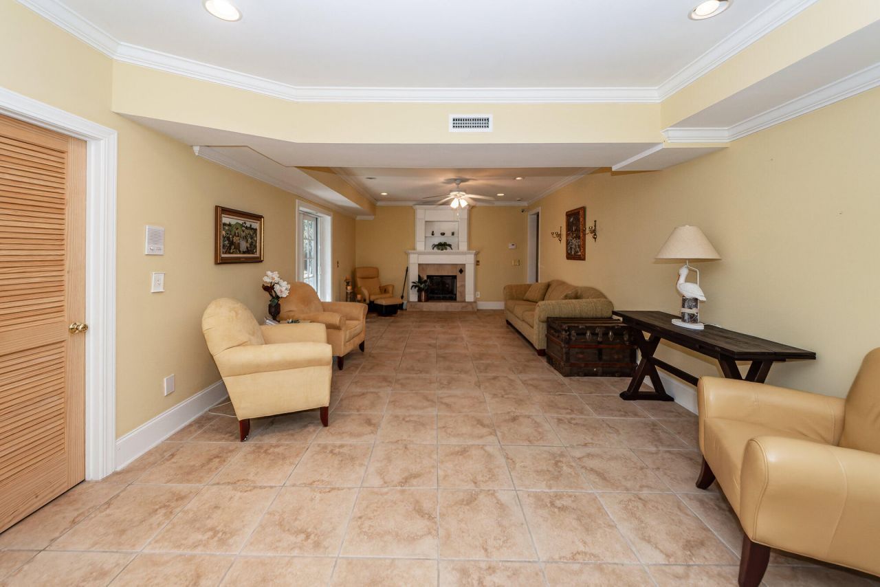 6976 Maybank Highway Photo 71