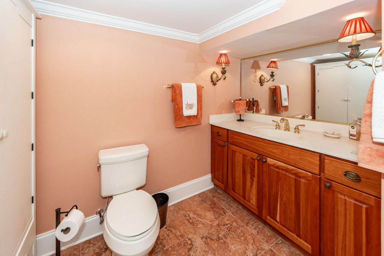 6976 Maybank Highway Photo 77