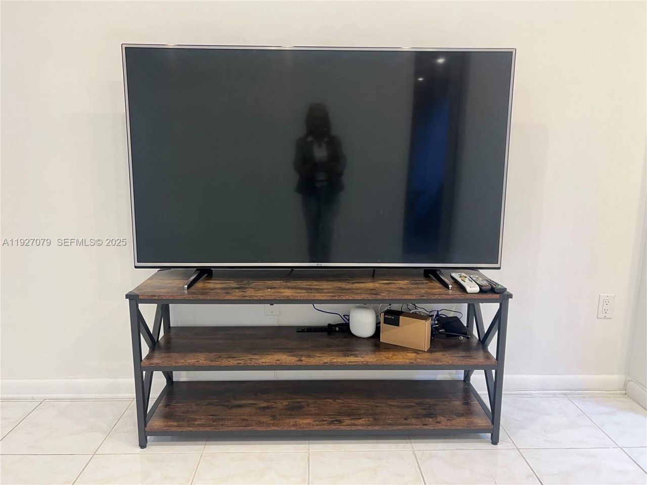 540 Brickell Key Dr, Unit 214, Miami, FL 33131 Photo