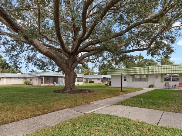 1802 BEDFORD LANE, Unit 2, SUN CITY CENTER, FL 33573