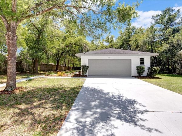 5205 E 131ST AVENUE, TEMPLE TERRACE, FL 33617