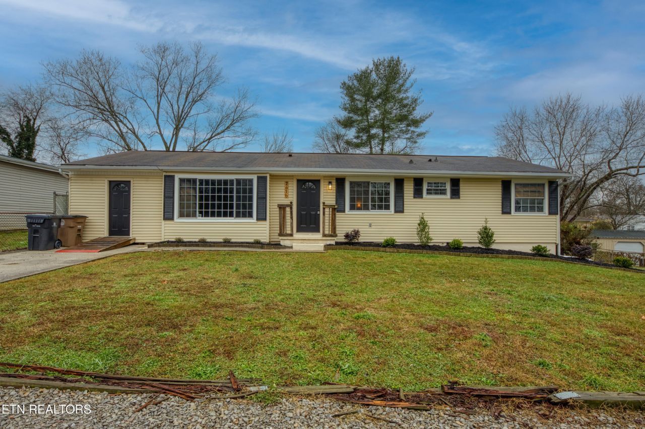 2010 Berea Ave, Knoxville, TN 37920 Main Photo
