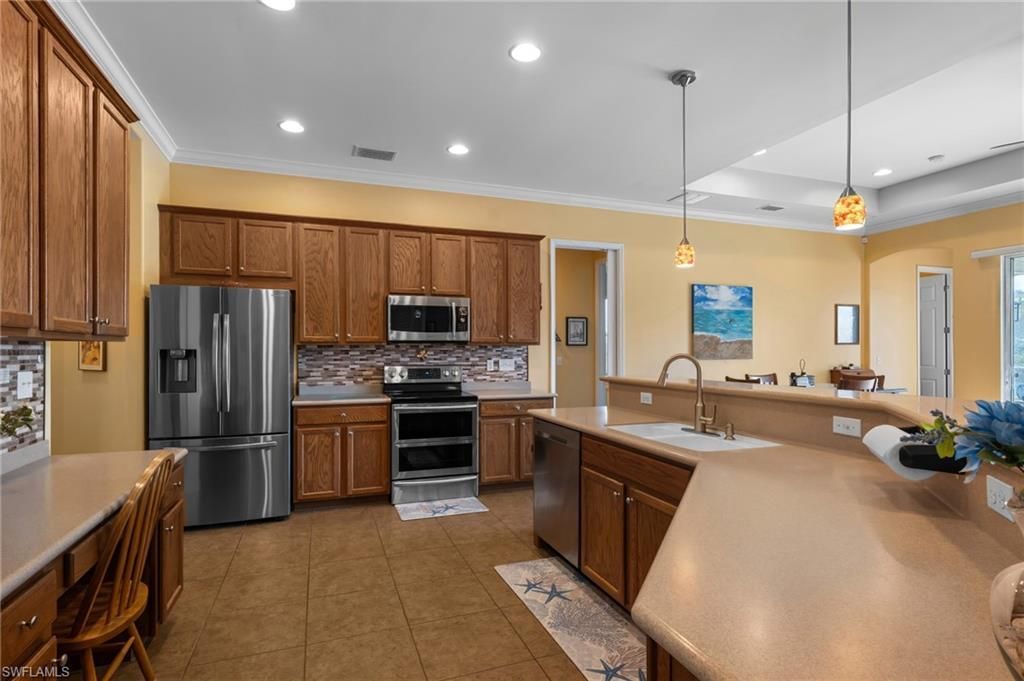 2467 Ashbury Cir, Cape Coral, FL 33991 Photo