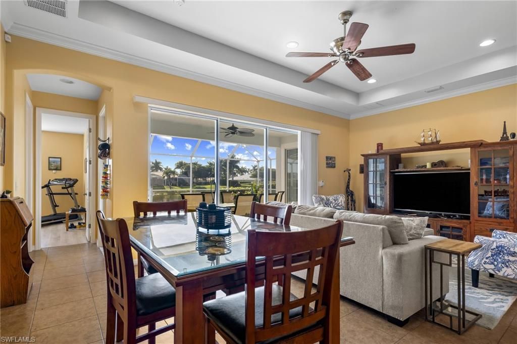 2467 Ashbury Cir, Cape Coral, FL 33991 Photo