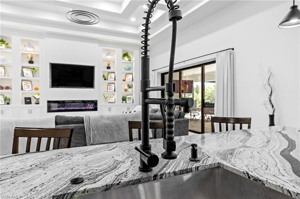 1810 SW 42nd St, Cape Coral, FL 33914 Photo