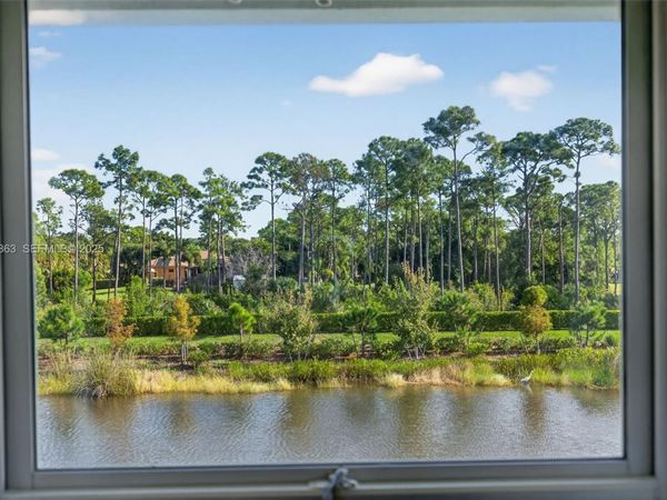 5746 SE Edgewater Cir, Stuart, FL 34997