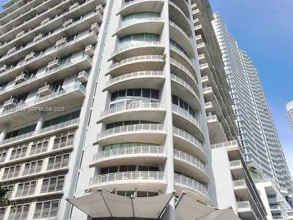 690 SW 1st Ct, Unit 2711, Miami, FL 33130