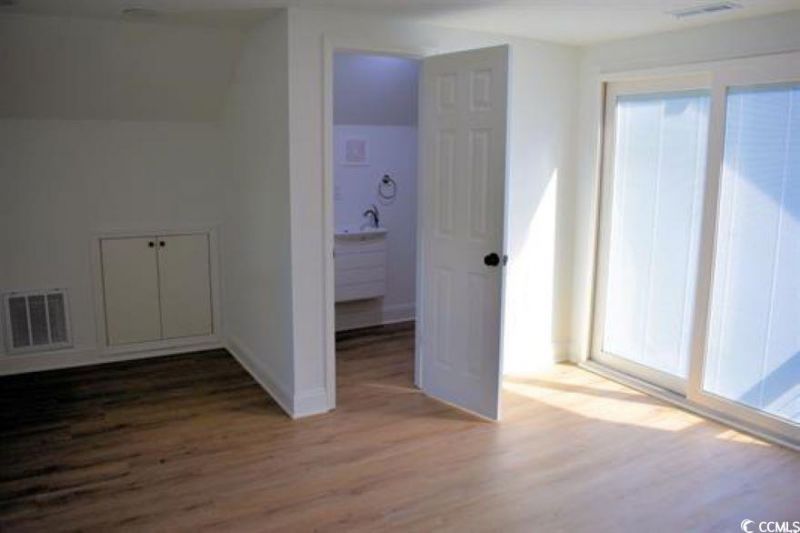 37 Geney Ln. Photo 23