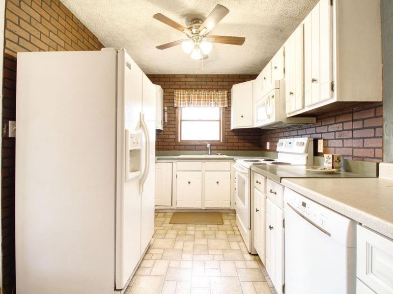 813 Jack Roush Way, Manchester, OH 45144 Photo 14