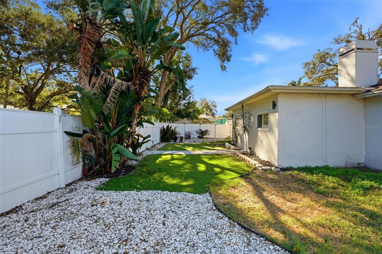 10997 117th Street, Seminole, FL 33778 Photo