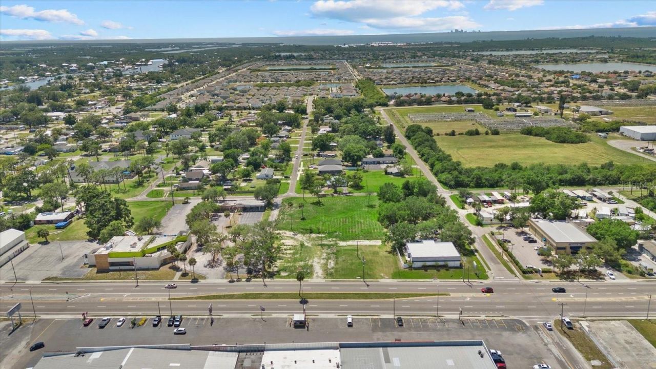 610 N Us Highway 41, Ruskin, FL 33570 Photo