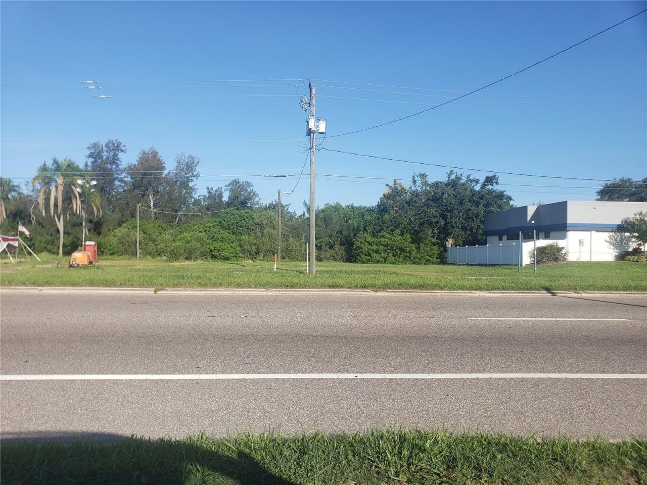 610 N Us Highway 41, Ruskin, FL 33570 Photo