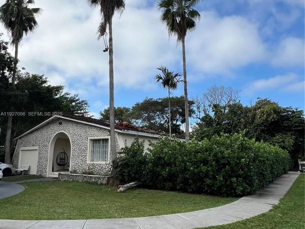 6400 SW 63rd Ave, South Miami, FL 33143