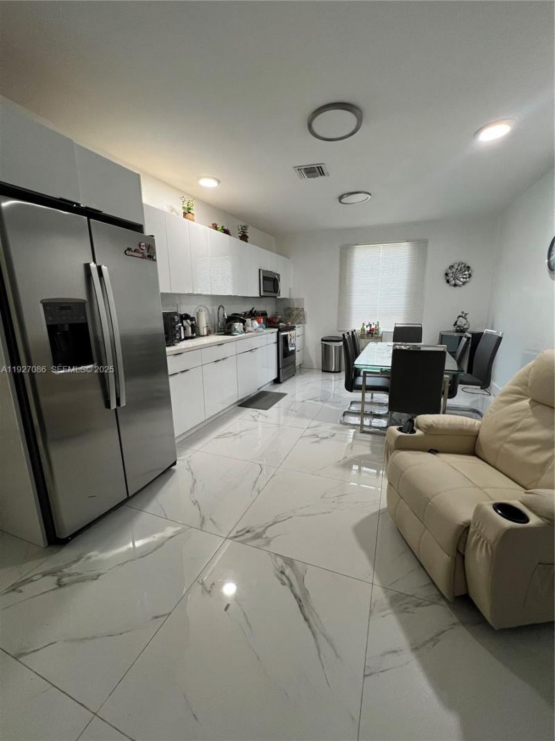 6400 SW 63rd Ave, South Miami, FL 33143 Photo